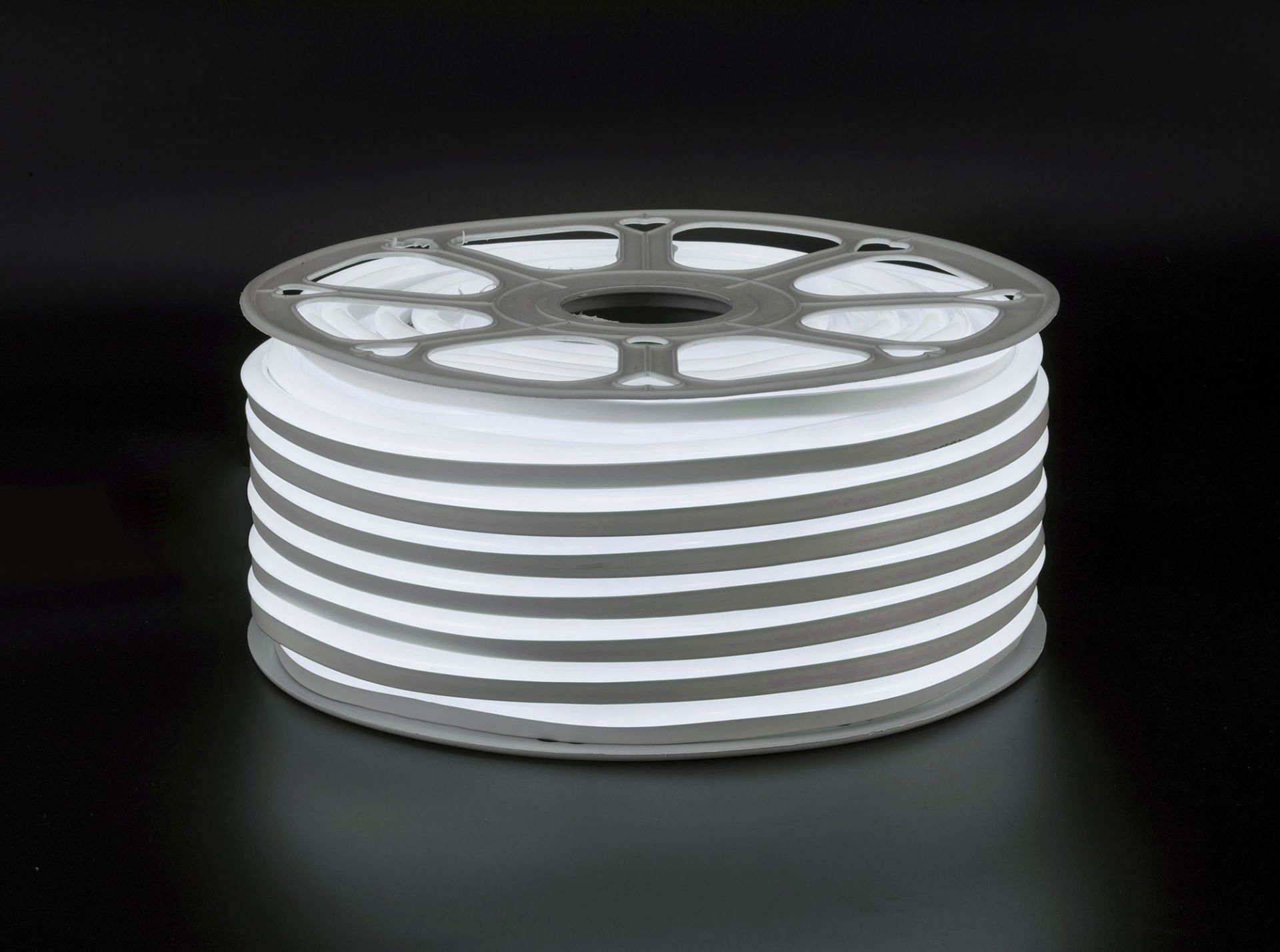 Noas 220 Volt Neon Led Aydınlatma Beyaz Işık 8x16 Mm YL42-0001