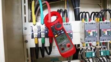 Unit Ut220 Ac 2000A Dijital Pensampermetre