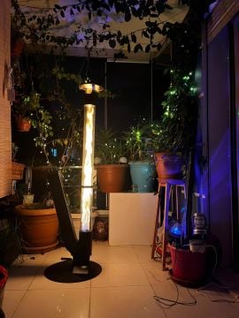 Kafe ve Restoran Dumansız Pelet Isıtıcı Soba Füze Tipi Cam Boru Tekerlekli