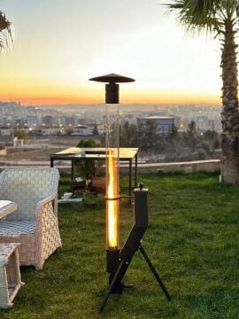 Kafe ve Restoran Dumansız Pelet Isıtıcı Soba Füze Tipi Cam Boru Tekerlekli