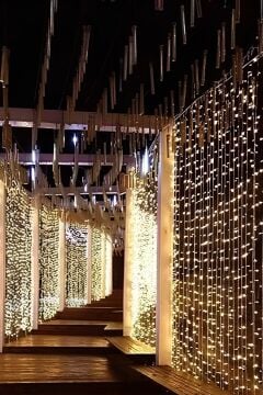 Flaşlı Sarkıt Saçak Led Yılbaşı Süsü 2x2 Metre 400 Ledli Saçak Yılbaşı Ağacı Süsü Beyaz Kablo SNC-603