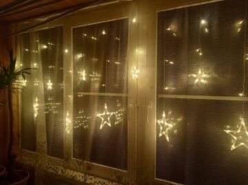 Animasyonlu Yıldız Set Led Yılbaşı Perde Süsü 60-90 Cm 3 Metre Yıldız Set Ledli Yılbaşı Süsü SNC-614