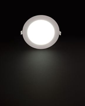 Noas 9W Sıva Altı Slim Led Panel Beyaz Işık YL10-0900