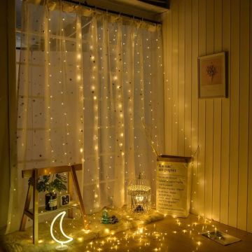 Kumandalı 8 Fonksiyonlu Led Perde Yılbaşı Süsü 2,5x2,5 Metre 10 Dallı Perde Yılbaşı Ağacı Süsü Fiş Tipi SNC-636