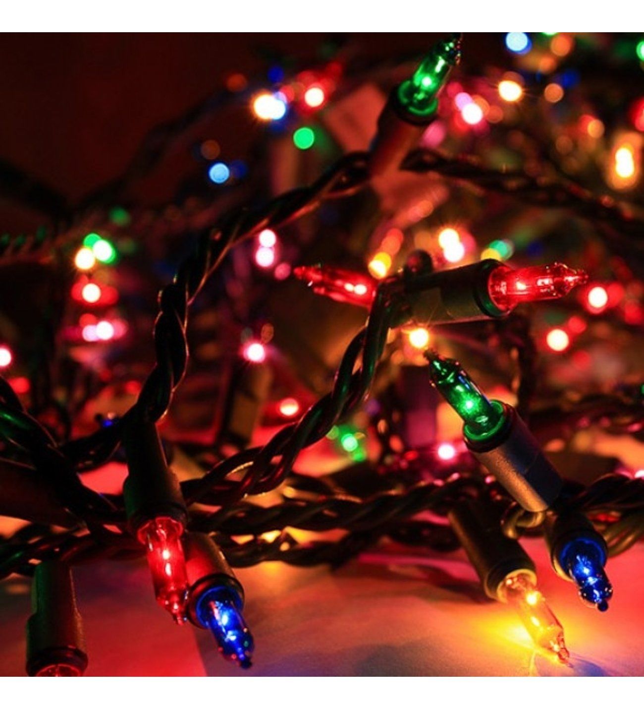 Yılbaşı Ağacı Süsü RGB 3 Metre 40 Flaman Ledli Yılbaşı Süsleme Fiş Tipi SNC-204-1